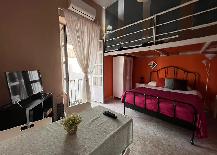 Torre del Oro Apartment Rooms